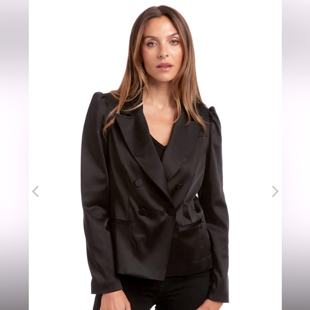 🖤 Drew Doves Cry Satin Blazer - NWT - size small 🖤